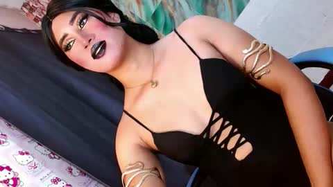 Snapshot of seductive_scarllete chatting on December 14, 5:57 am SCARLETTE online show from December 14, 5:57 am