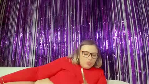seductive_she_wolf online show from January 10, 2:55 pm