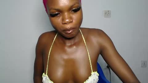 seductive_sugar247 online show from April 2, 8:06 pm