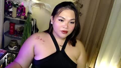 Snapshot of seductivecurvesxxx chatting on July 21, 6:43 pm Its me Jazzi online show from July 21, 6:43 pm