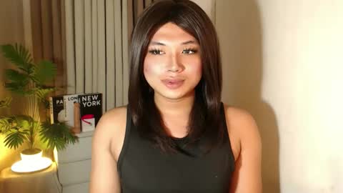 Deluxe online show from November 5, 9:59 pm