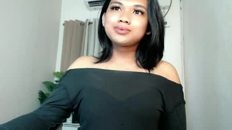 Deluxe online show from June 22, 4:31 am
