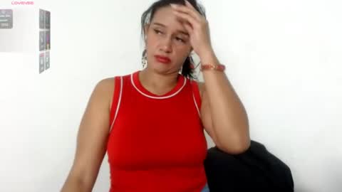 Snapshot of seductivespellvagina80 chatting on July 30, 1:54 pm Estefany online show from July 30, 1:54 pm