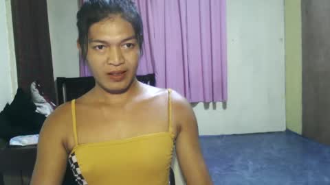 Snapshot of seductress_barvie chatting on December 4, 4:05 pm Barbie online show from December 4, 4:05 pm