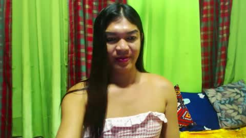 Snapshot of seductress_barvie chatting on February 17, 7:15 am Barbie online show from February 17, 7:15 am