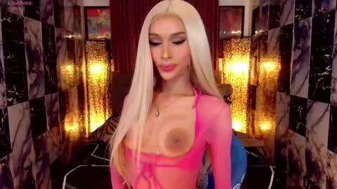 KATARINA LUST online show from March 19, 8:02 pm