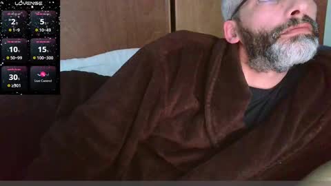 Snapshot of seewolf1000 chatting on December 25, 2:56 pm seewolf1000 online show from December 25, 2:56 pm