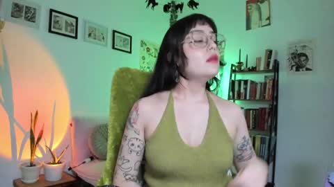 Snapshot of segismunda chatting on May 30, 12:08 am Luciana online show from May 30, 12:08 am
