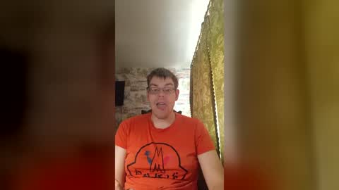 Snapshot of seksiboy854064 chatting on July 7, 5:32 am seksiboy854064 online show from July 7, 5:32 am