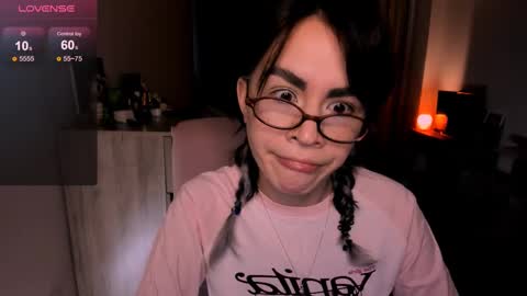 Snapshot of selectrra chatting on February 19, 12:00 pm selectrra online show from February 19, 12:00 pm