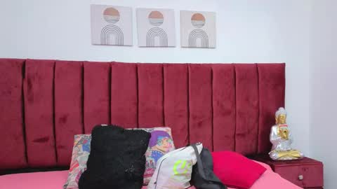 Selena online show from October 7, 11:29 am