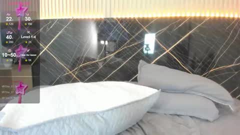 Selena online show from February 20, 6:26 am