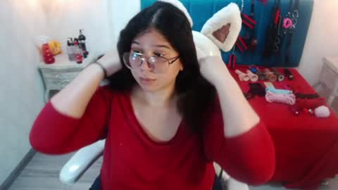 Selena Priscilla Blair Montenegro online show from May 6, 5:03 am