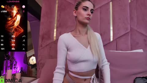 Selena online show from January 7, 6:38 am