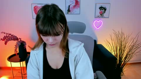 Snapshot of selenadearden chatting on December 25, 1:30 pm Selena ntmy online show from December 25, 1:30 pm