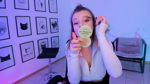 Snapshot of selenadearden chatting on January 18, 2:02 pm Selena ntmy online show from January 18, 2:02 pm