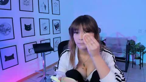 Snapshot of selenadearden chatting on February 22, 12:40 pm Selena ntmy online show from February 22, 12:40 pm