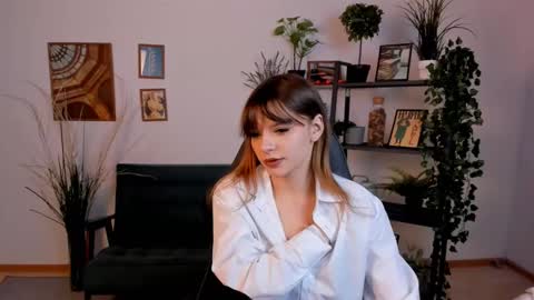 Snapshot of selenadearden chatting on February 28, 5:04 pm Selena ntmy online show from February 28, 5:04 pm