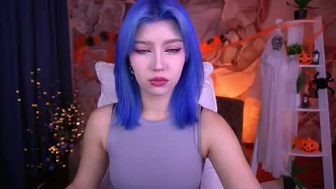 selenairis online show from November 1, 9:28 pm