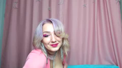 Selena online show from December 14, 3:06 pm