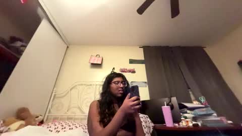 selenaprincess2 online show from January 9, 3:53 am