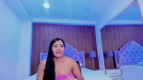 selenastonne online show from November 4, 9:14 pm