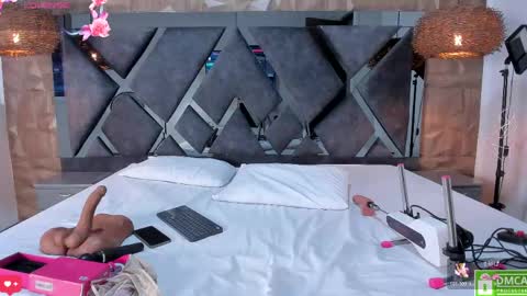 selene__lopez_ online show from April 26, 7:55 pm