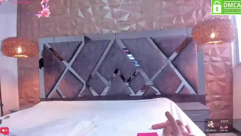 Snapshot of selene__lopez_ chatting on June 2, 7:05 pm selene__lopez_ online show from June 2, 7:05 pm