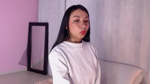 Snapshot of selene_gils chatting on November 25, 4:56 am nathy online show from November 25, 4:56 am