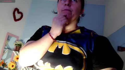 Snapshot of selene_mom chatting on September 27, 7:52 pm selene online show from September 27, 7:52 pm