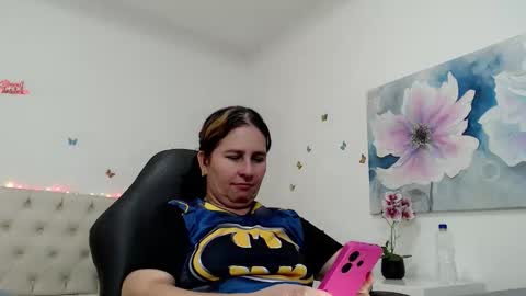 selene online show from April 25, 1:52 pm