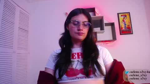 Snapshot of selene_s3xy chatting on March 20, 11:53 pm selene_s3xy online show from March 20, 11:53 pm