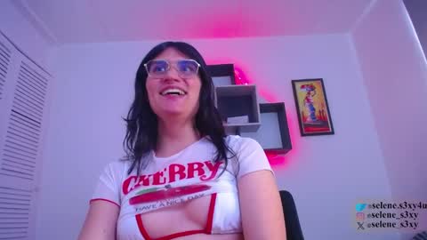 Snapshot of selene_s3xy chatting on April 8, 5:02 pm selene_s3xy online show from April 8, 5:02 pm