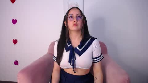 selene_swee online show from May 22, 8:14 pm