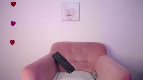 selene_swee online show from June 10, 11:13 pm