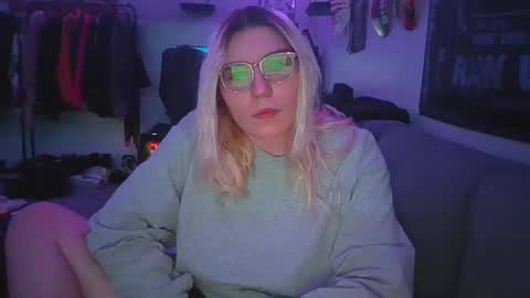 Selene online show from December 28, 11:16 pm