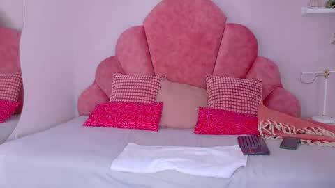 SELENE GIBSON online show from February 23, 7:33 pm