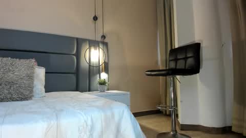 Selene Lujan online show from December 16, 11:48 am