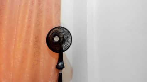 Selene Lujan online show from February 9, 11:25 am