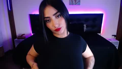 Snapshot of selenemore chatting on June 12, 10:41 pm Selene online show from June 12, 10:41 pm