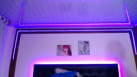 Snapshot of selenemore chatting on June 18, 10:36 pm Selene online show from June 18, 10:36 pm