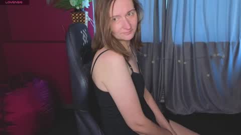Snapshot of selestiasonata chatting on June 5, 6:52 am selestiasonata online show from June 5, 6:52 am