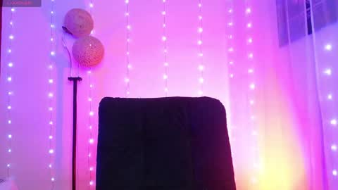 Snapshot of selikayle chatting on May 10, 12:05 am Selen online show from May 10, 12:05 am