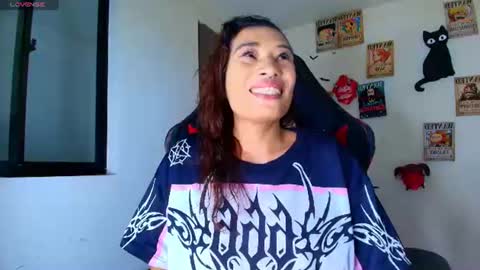 Snapshot of selina_kyl3 chatting on July 3, 12:17 am Selinna Kyle online show from July 3, 12:17 am