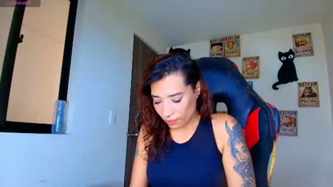 Snapshot of selina_kyl3 chatting on July 3, 10:05 pm Selinna Kyle online show from July 3, 10:05 pm