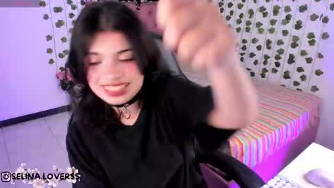 Selina online show from November 21, 2:43 am