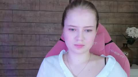 SelinSwarovski online show from September 15, 4:40 pm