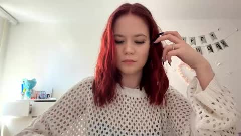 Lily online show from April 14, 9:04 am