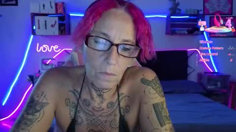 Selvaggia Del Caribe online show from October 29, 5:36 pm