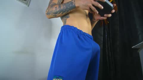 sem_alas online show from November 2, 8:44 pm